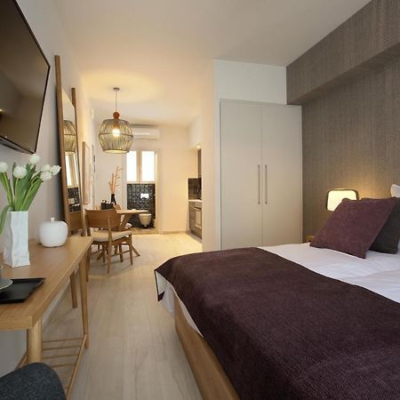 Happiness Lifestyle Suite Aten Exteriör bild